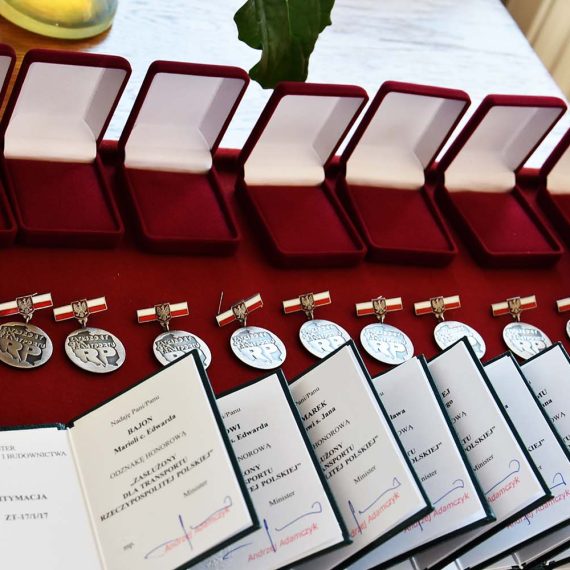 wyroznienia szkoly j 11