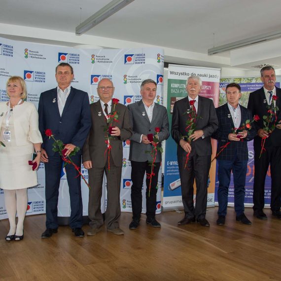 wyroznienia szkoly j 6