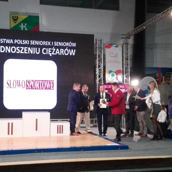 zdjecie z zawodnikie 2 scaled