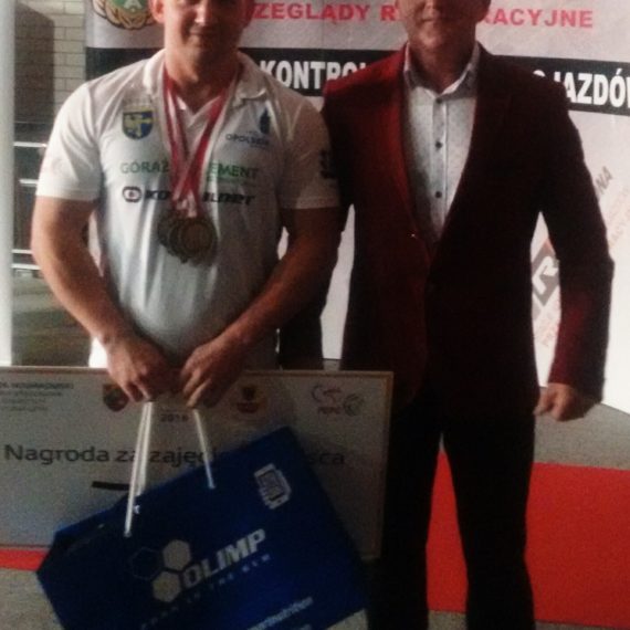 zdjecie z zawodnikie 5